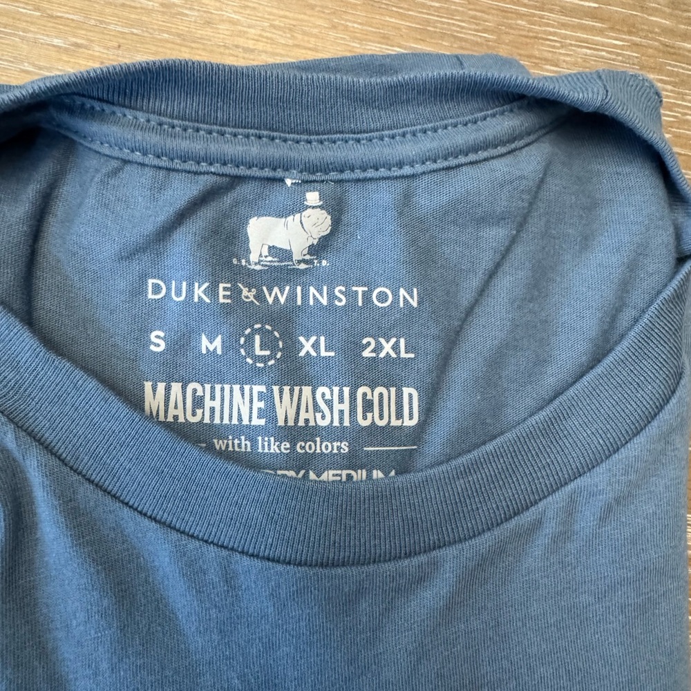 Duke & Winston Bulldog Blue Short Sleeve graphic embroidered patch, size l, nwot - Picture 2 of 4